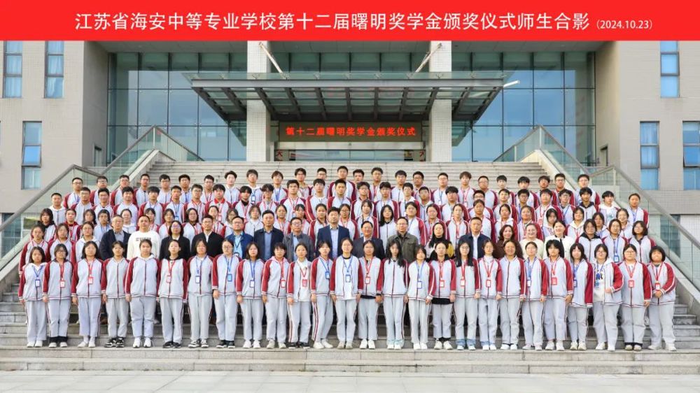 c813ea305aee4a66a14ebd20693cde9f.jpg