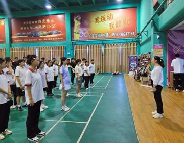 “羽”动职教风采 铸就技能英才——海安中专成功举办学生羽毛球决赛